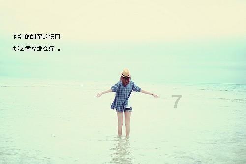 水池里这是什么东西池子顶上浮着的有,底下也有,一碰软软的?-专业问答交流平台